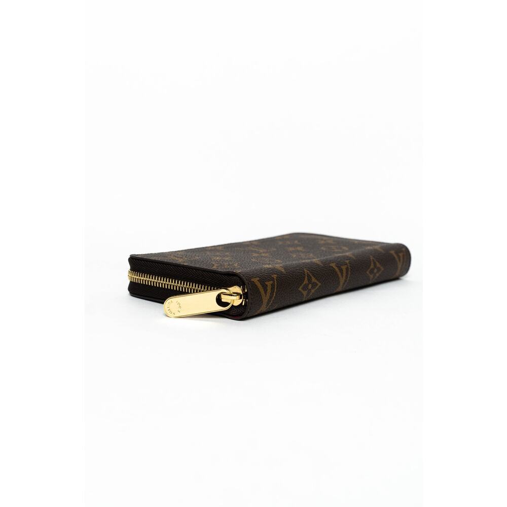 Louis Vuitton Monogram Zippy Wallet Fuchsia - Picture 3 of 8